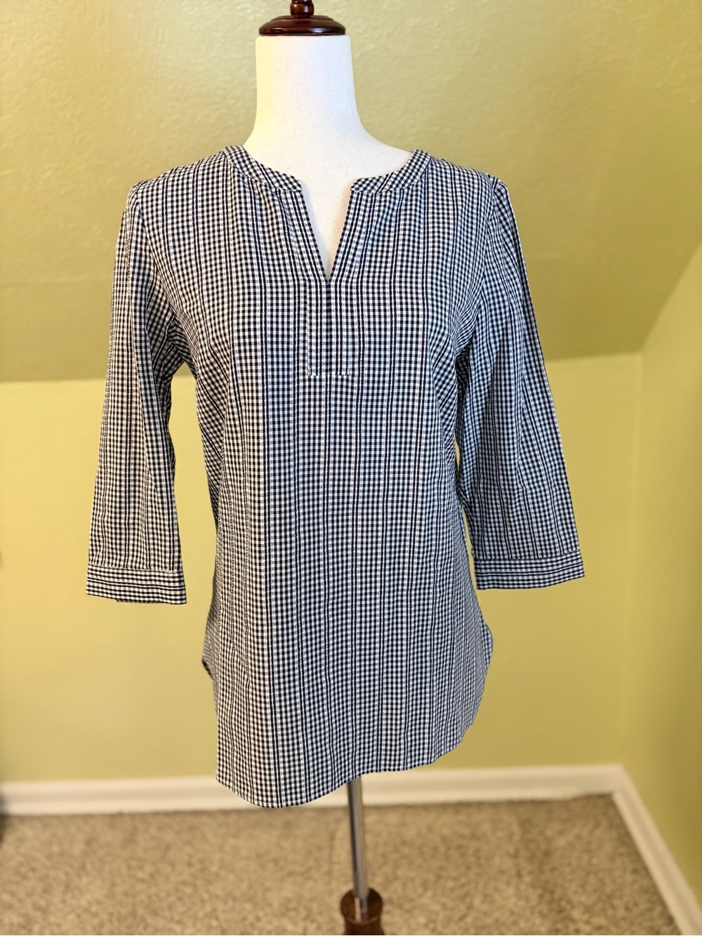 Talbots Gingham Split-Neck Tunic Top Black White 3/4 Sleeve Cotton Medium Petite